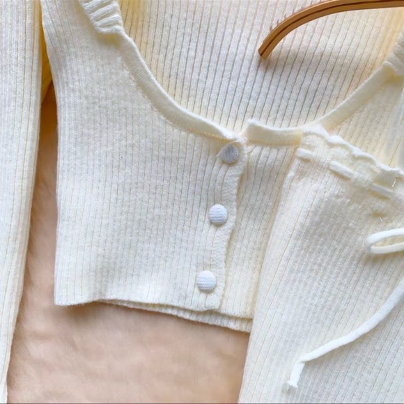 New Co-ord Skirt Knit Set Sweater Ivory Cream Beige Pleated Button Tank Mini - Picture 7 of 16